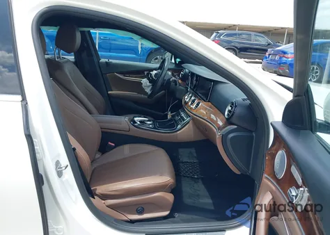 2017 Mercedes-Benz E 300 из США, поврежденный, VIN WDDZF4JB4HA050781